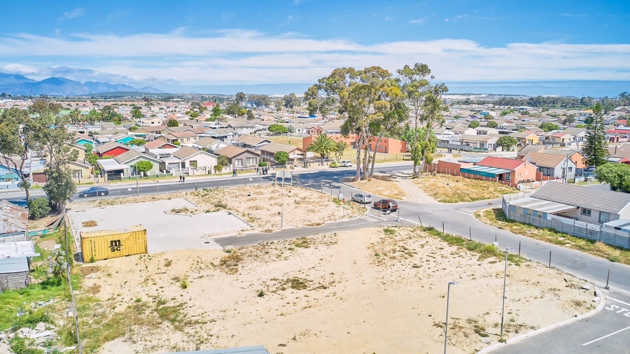  Bedroom Property for Sale in Beverly Park Western Cape